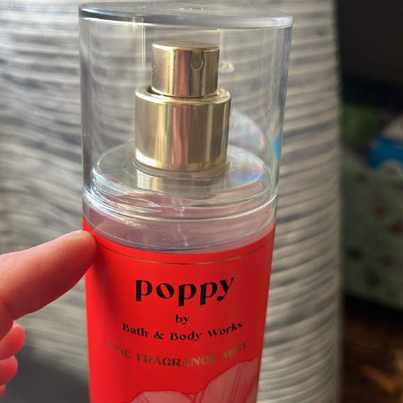 JS health deep sleep+,Medik8 eye,Laura Geller,Dua,Bath & Body works lot - Picture 2 of 2